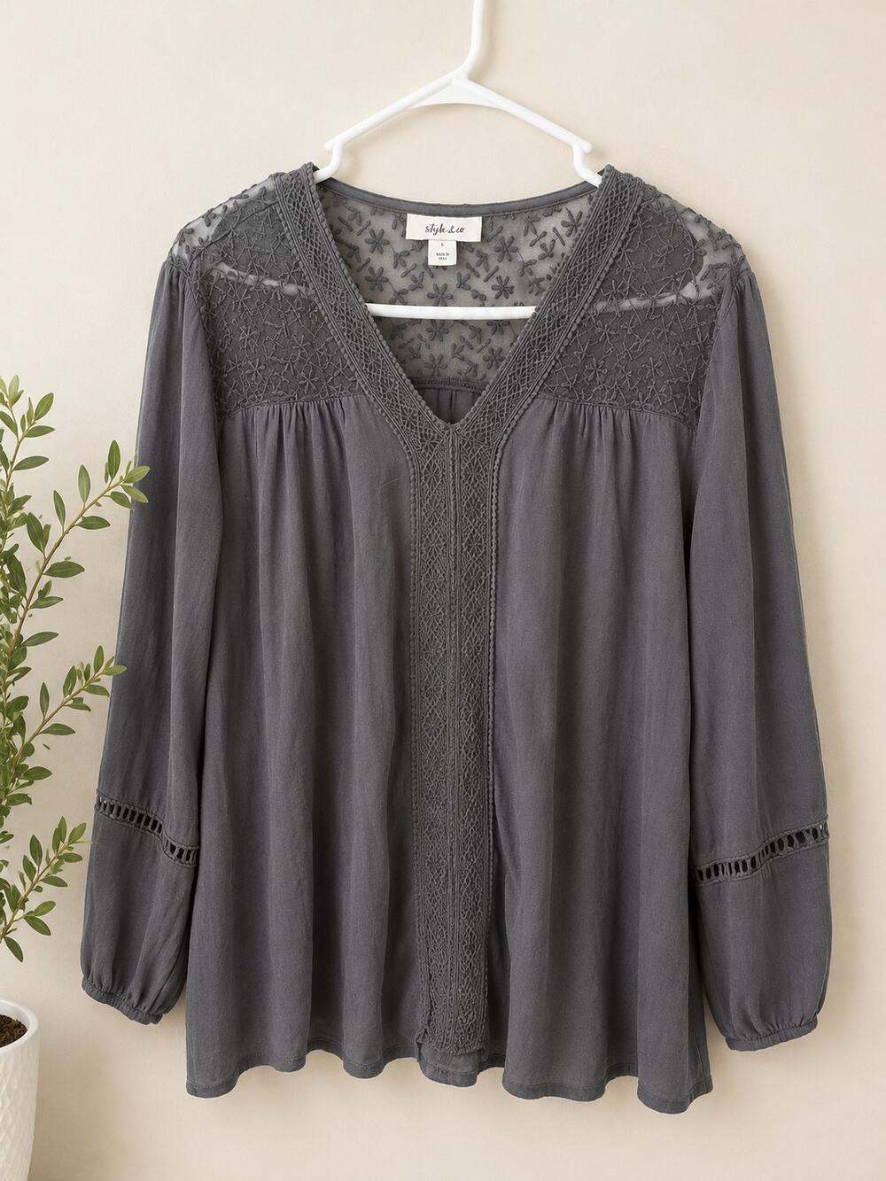 Style & Co Gray-Green Embroidered Boho Peasant Blouse Large